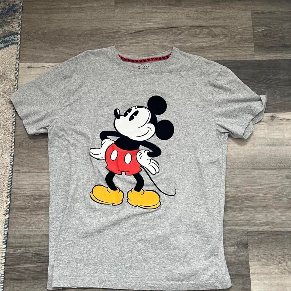 Mickey-co Men's Grey T-shirt